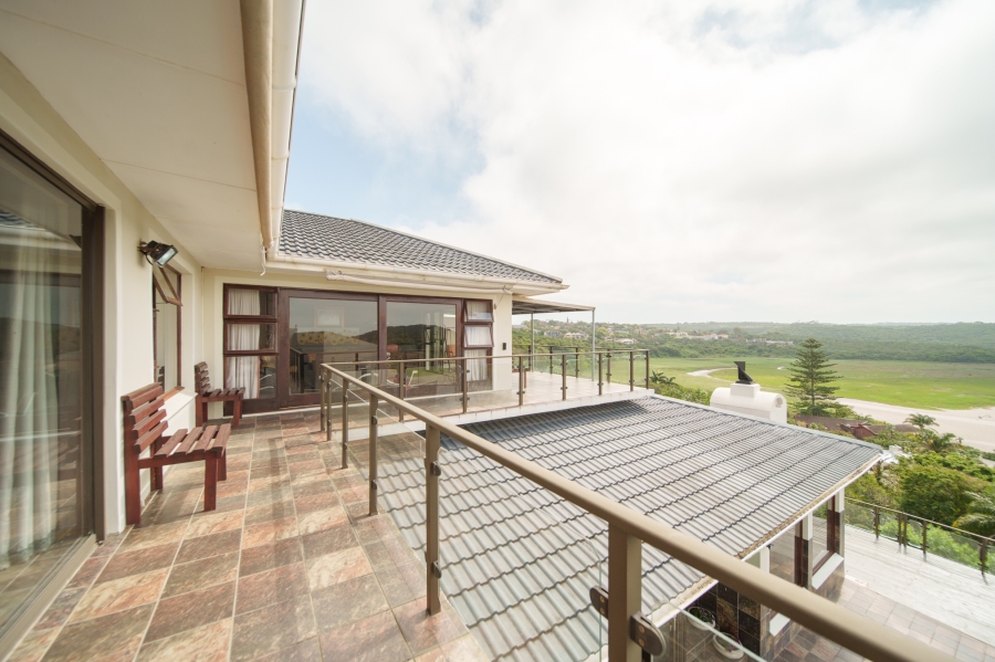 4 Bedroom Property for Sale in Bonza Bay Eastern Cape